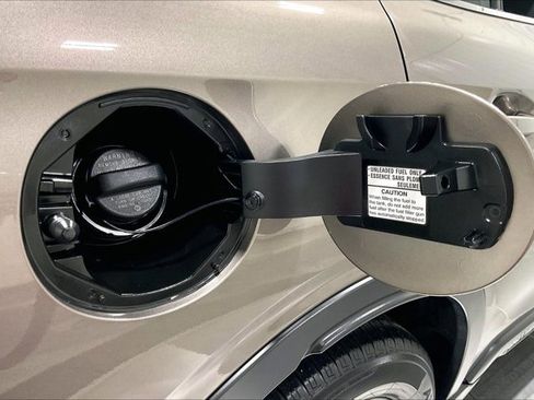 Used 2021 Subaru Outback Limited w/ Popular Package #2 image 42