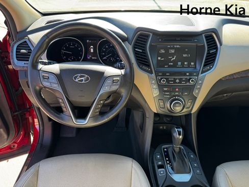 Used 2017 Hyundai Santa Fe Limited image 15