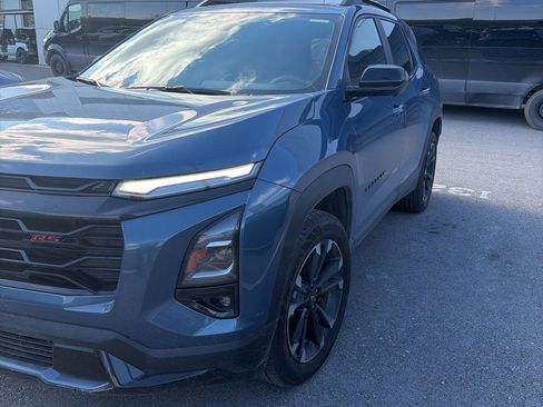 Used 2025 Chevrolet Equinox RS w/ Safety and Technology Package image 5