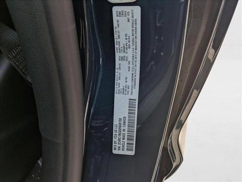 New 2025 Chrysler Pacifica Select image 17