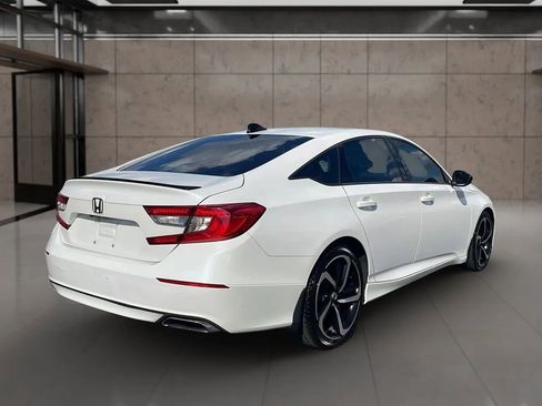 Used 2022 Honda Accord Sport image 4