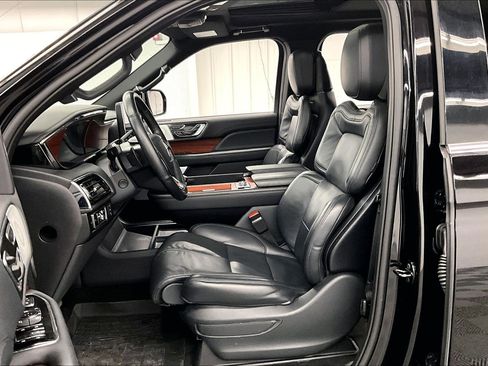 Used 2024 Lincoln Navigator L Reserve w/ Equipment Group 201A AWD/4WD image 24