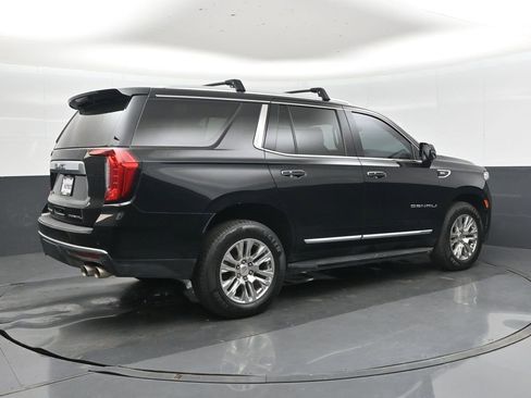 Used 2021 GMC Yukon Denali image 2