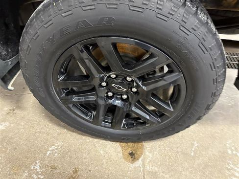 Used 2022 Chevrolet Silverado 1500 RST image 6