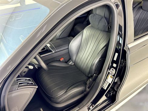 Used 2023 Mercedes-Benz S 500 4MATIC image 14