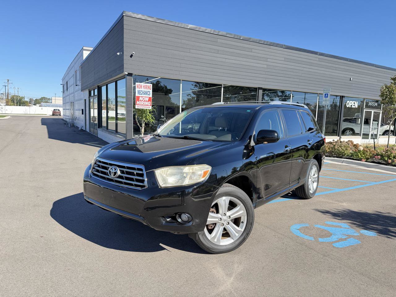 Used 2008 Toyota Highlander Limited w/ Tow Pkg AWD/4WD image 1