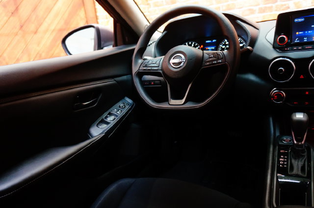 Certified 2025 Nissan Sentra S FWD image 14