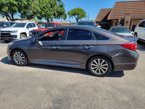 Used 2017 Hyundai Sonata Limited w/ Tech Package 03 FWD image 8