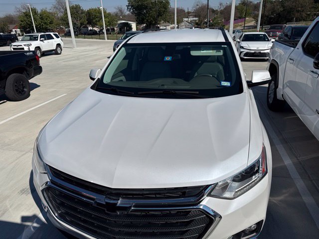 Used 2019 Chevrolet Traverse LT w/ LT Premium Package FWD image 3