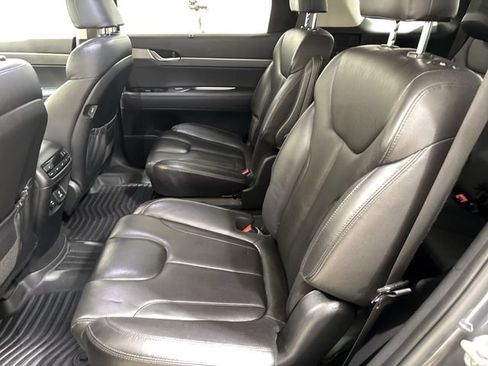 Used 2020 Hyundai Palisade SEL w/ Premium Package FWD image 26