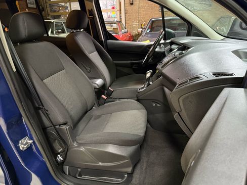 Used 2018 Ford Transit Connect XL FWD image 25
