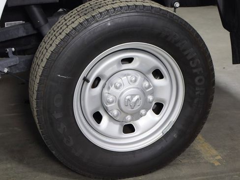 Used 2023 RAM 2500 Tradesman image 29