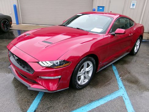 Used 2020 Ford Mustang Coupe RWD image 1