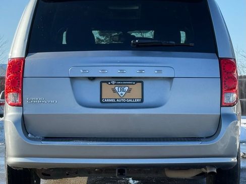 Used 2018 Dodge Grand Caravan GT FWD image 4