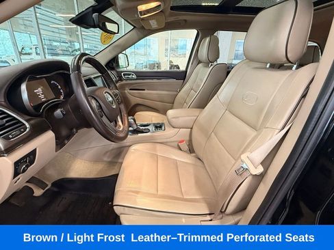 Used 2018 Jeep Grand Cherokee Overland image 14