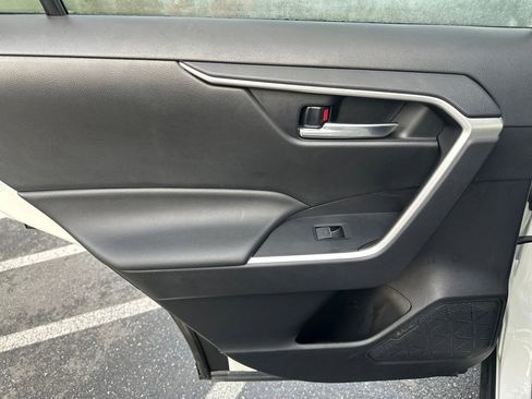 Certified 2022 Toyota RAV4 XLE image 13