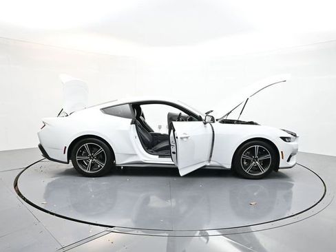 Used 2024 Ford Mustang Premium image 44