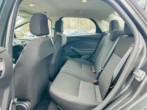 Used 2018 Ford Focus S image 17