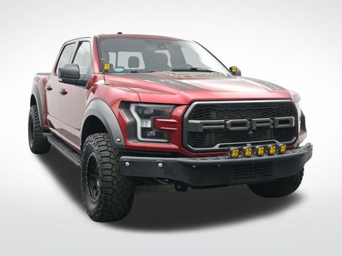 Used 2018 Ford F150 Raptor w/ Equipment Group 802A Luxury image 3