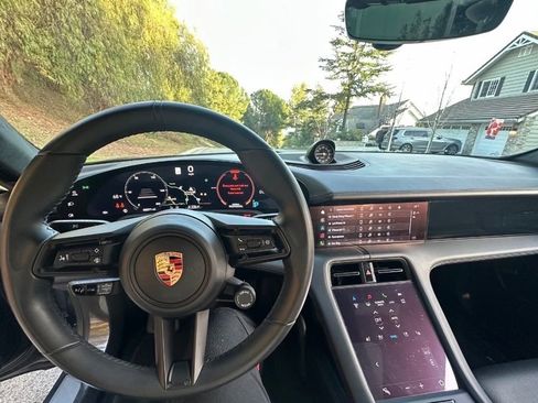 Used 2020 Porsche Taycan Turbo image 9