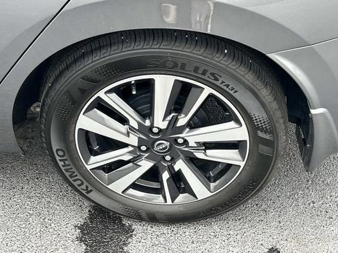 Used 2024 Nissan Versa S w/ S Plus Package image 12