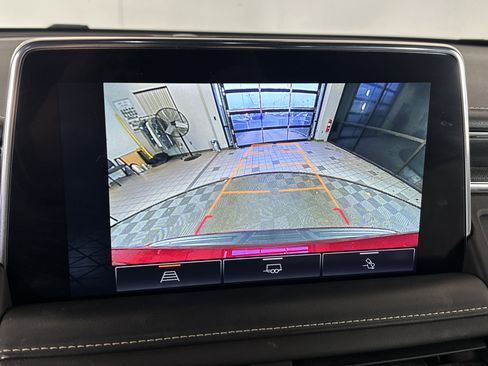 Certified 2023 GMC Yukon SLT w/ Max Trailering Package image 26