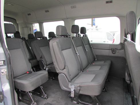 Used 2021 Ford Transit 350 XLT image 22
