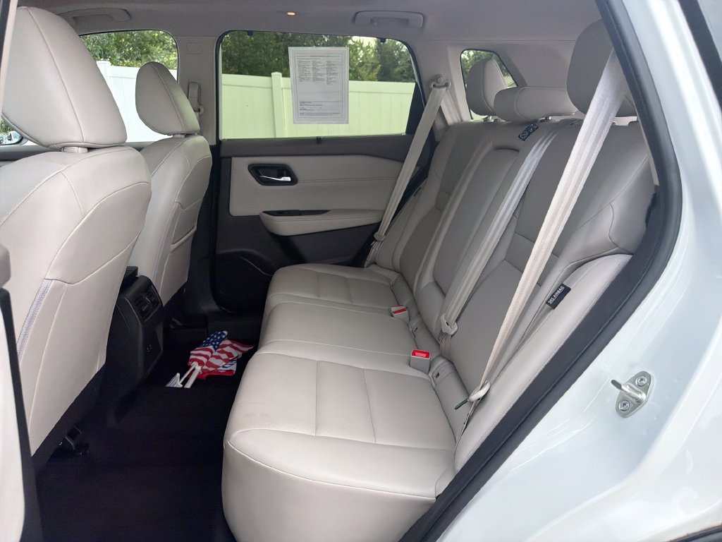 Used 2023 Nissan Rogue SV w/ SV Premium B Package AWD/4WD image 45