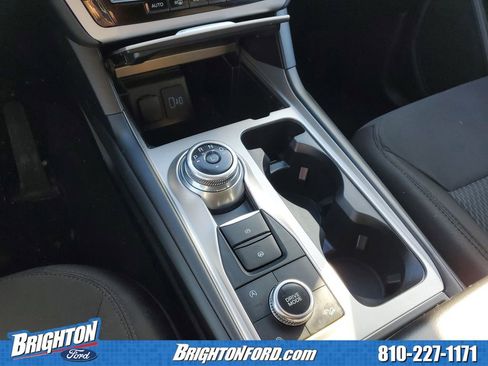 Certified 2023 Ford Explorer XLT image 28