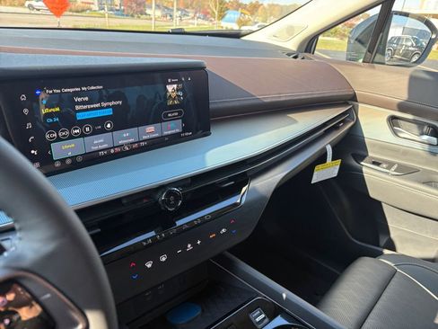 New 2026 Nissan Murano Platinum w/ Technology Package image 16