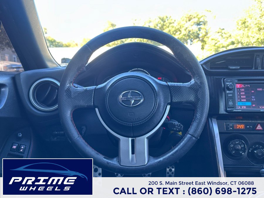 Used 2014 Scion FR-S RWD image 17