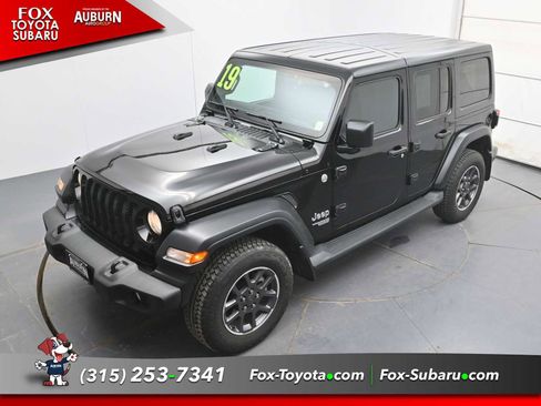 Used 2019 Jeep Wrangler Unlimited Sport S image 31