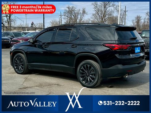 Used 2023 Chevrolet Traverse RS w/ LPO, Floor Liner Package AWD/4WD image 5