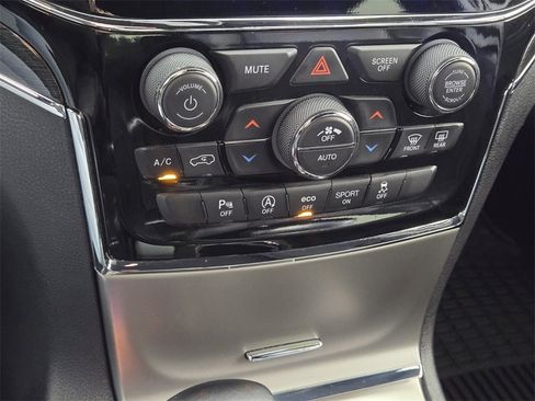 Used 2021 Jeep Grand Cherokee Trailhawk image 20