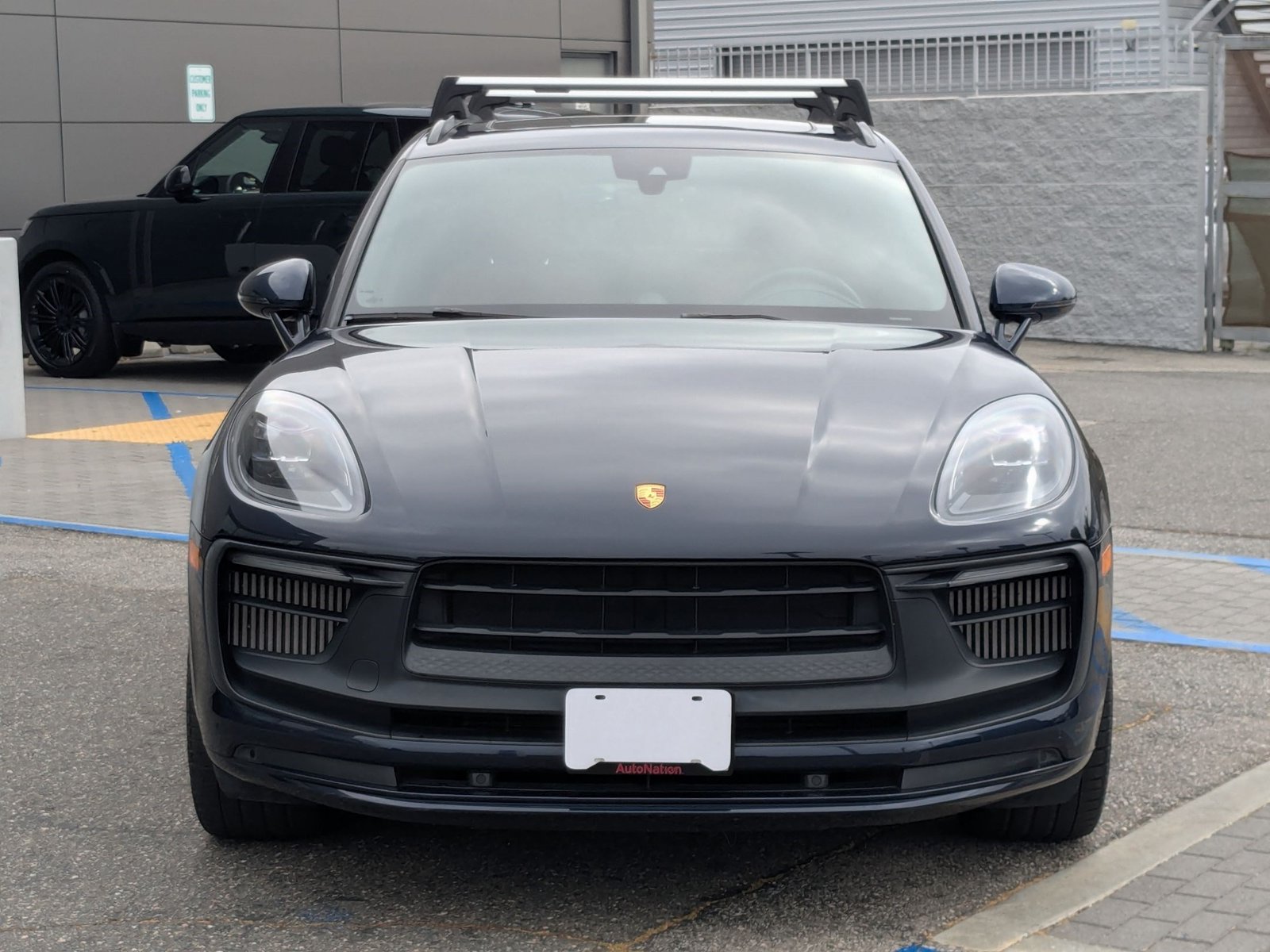 Used 2022 Porsche Macan GTS AWD/4WD image 2