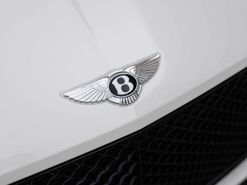 Used 2023 Bentley Bentayga Speed AWD/4WD image 16