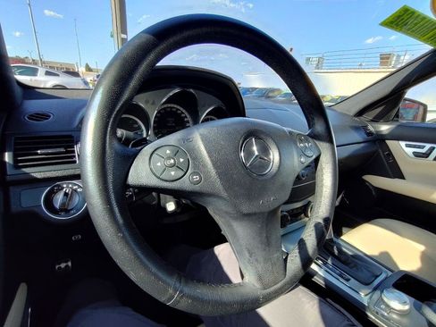Used 2010 Mercedes-Benz C 300 Sedan image 17
