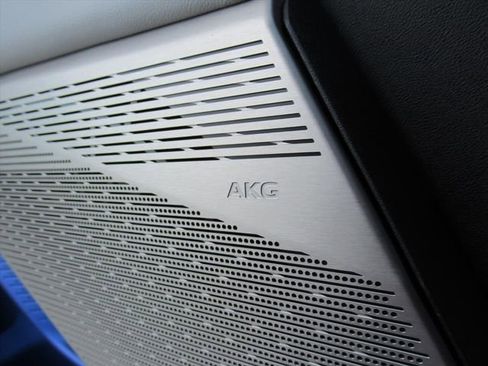 New 2026 Cadillac Optiq Sport 2 image 30