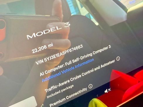 Used 2023 Tesla Model 3 Standard Range RWD image 42