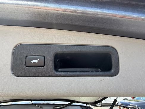 Used 2015 Honda Odyssey EX-L image 17