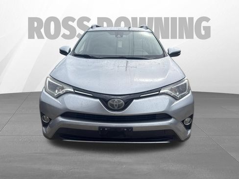 Used 2018 Toyota RAV4 XLE w/ Plus Extra Value Package FWD image 2
