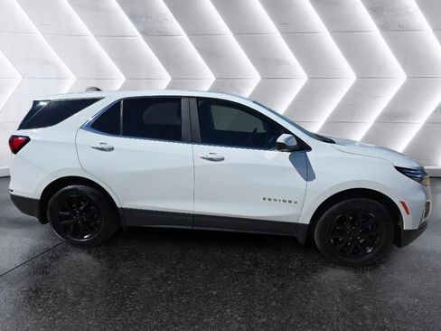 Used 2023 Chevrolet Equinox LT w/ LPO, Floor Liner Package image 4