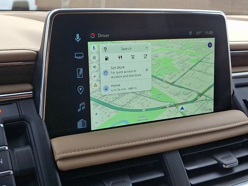 Certified 2023 Chevrolet Suburban Premier w/ Advanced Technology Package image 18