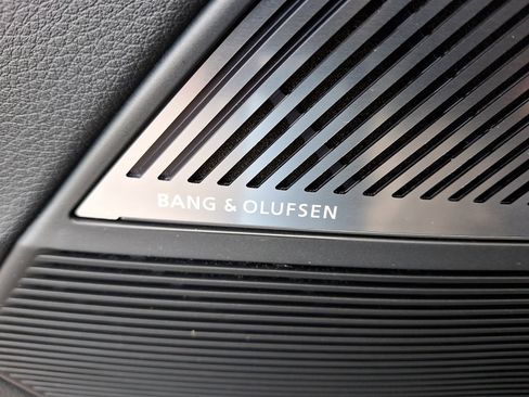 Used 2025 Audi Q7 3.0T Prestige w/ Prestige Package image 27