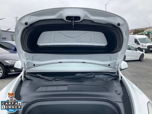 Used 2021 Tesla Model Y Long Range AWD/4WD image 13