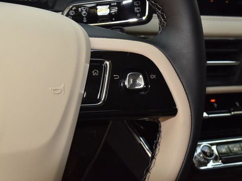 New 2026 Lincoln Corsair Premiere image 25