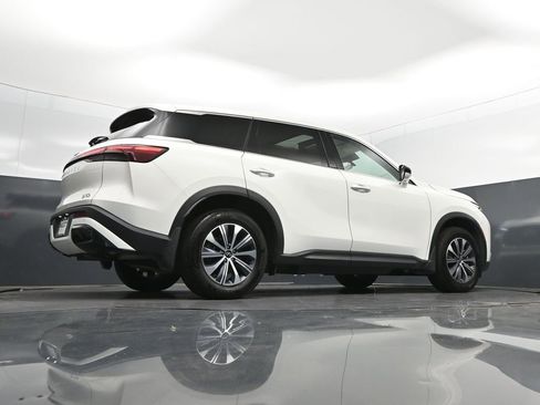 Used 2025 INFINITI QX60 Pure AWD/4WD image 26
