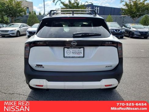New 2026 Nissan Kicks SV w/ SV Premium Package image 3