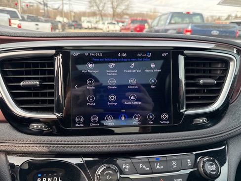 Used 2019 Chrysler Pacifica Limited w/ Advanced Safetytec Group image 38