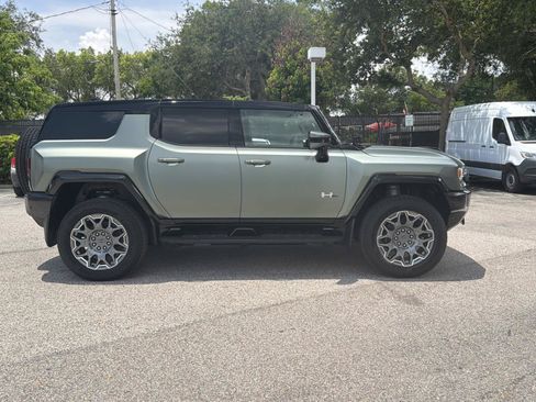 Used 2024 GMC Hummer EV 3X w/ LPO, Illumination Package AWD/4WD image 2